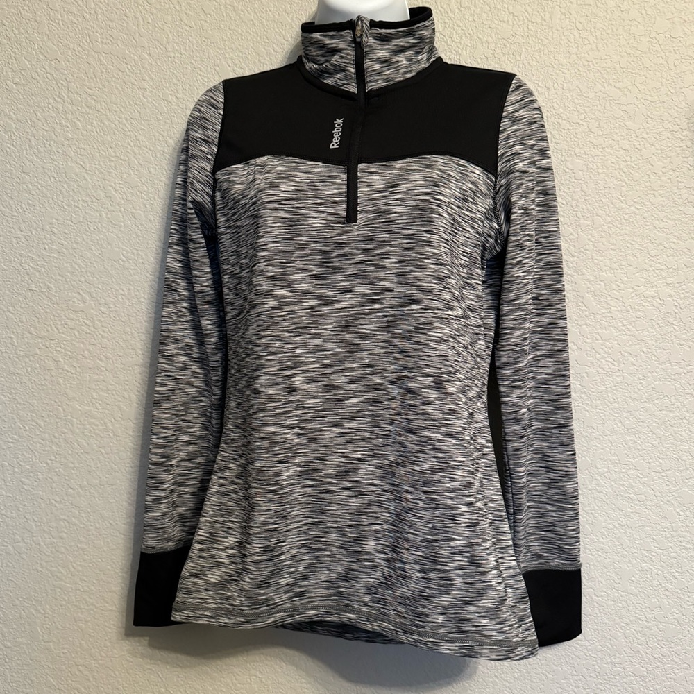 Reebok Women’s quarter zip Black/grey XS